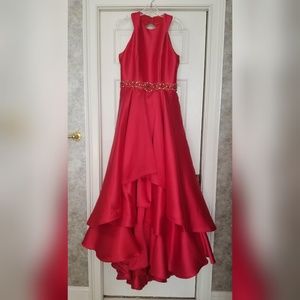 Red Mac Duggal size 14 Formal Gown